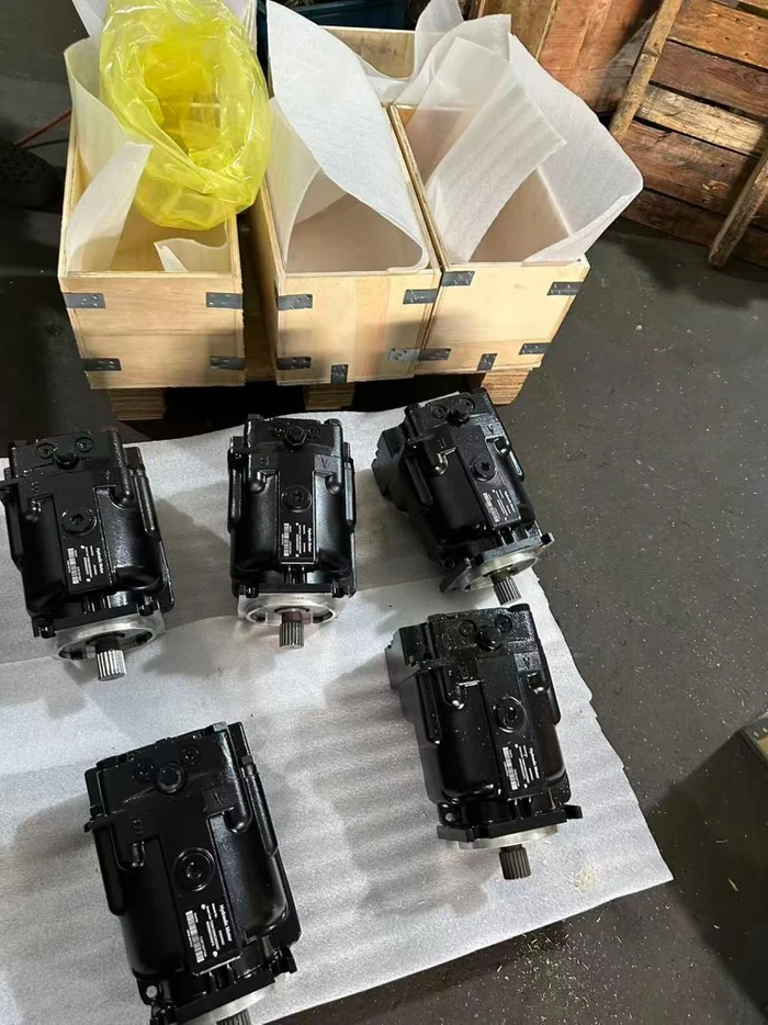Log 30: 90R100 Hydraulic Motor Shipment to Chile(pics2) Log 30: 90R100 Hydraulic Motor Shipment to Chile(pics2)